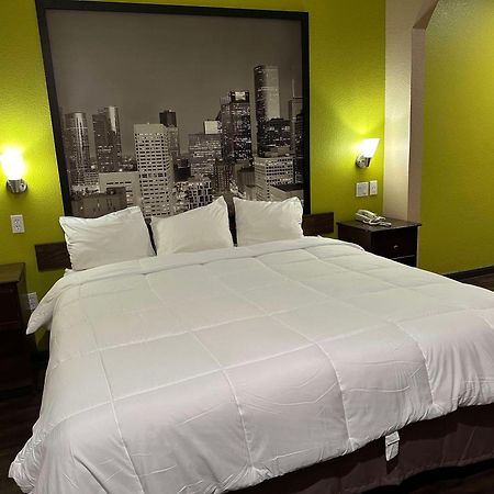 Red Lion Inn & Suites Iah Airport East Humble Buitenkant foto