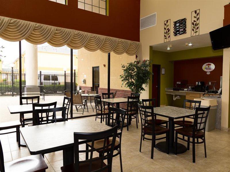 Red Lion Inn & Suites Iah Airport East Humble Buitenkant foto