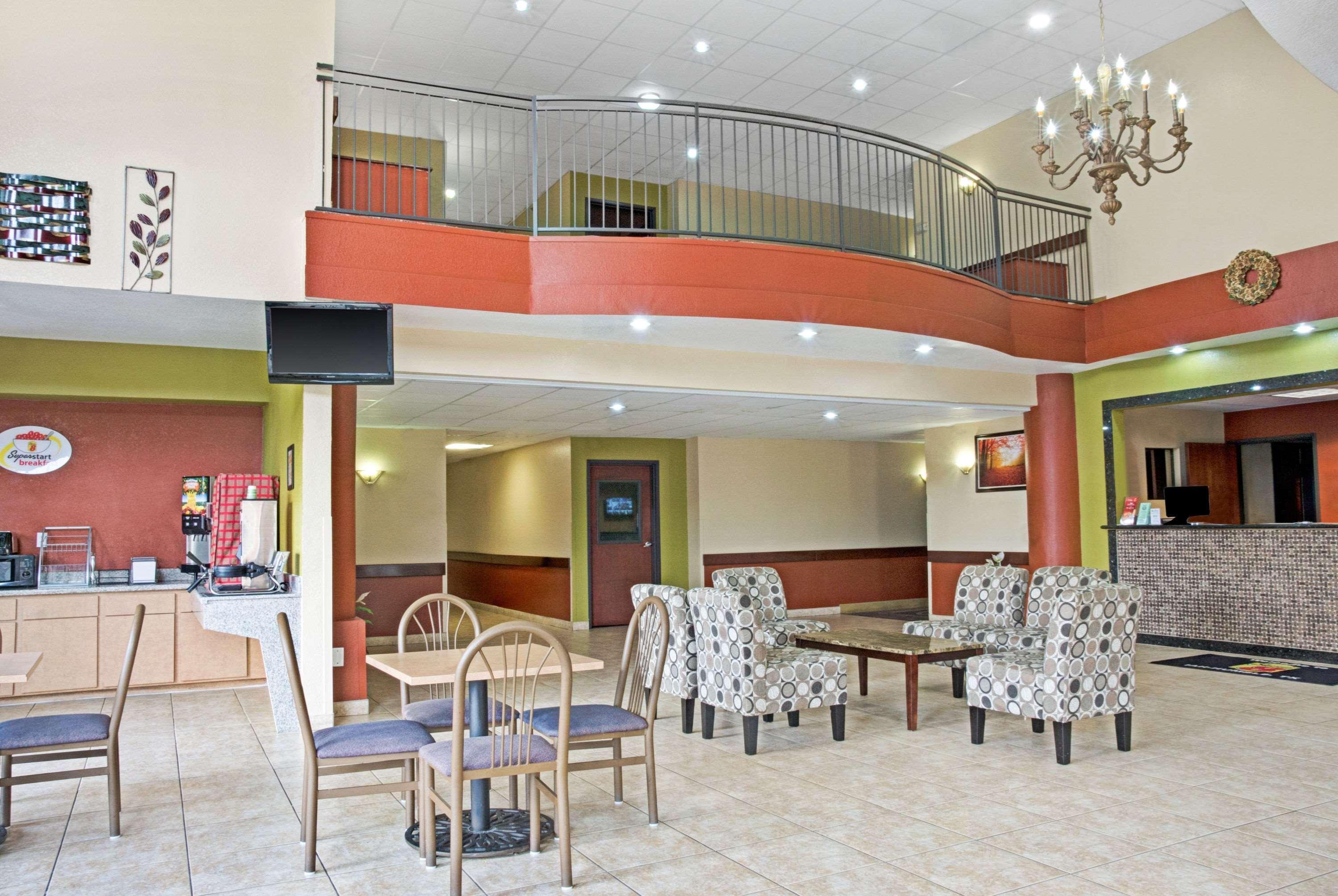 Red Lion Inn & Suites Iah Airport East Humble Buitenkant foto
