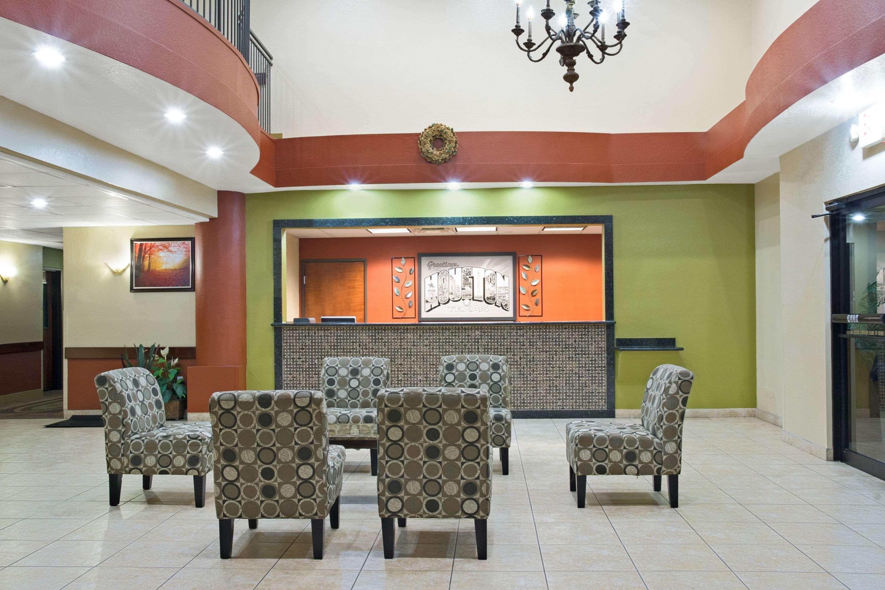 Red Lion Inn & Suites Iah Airport East Humble Buitenkant foto