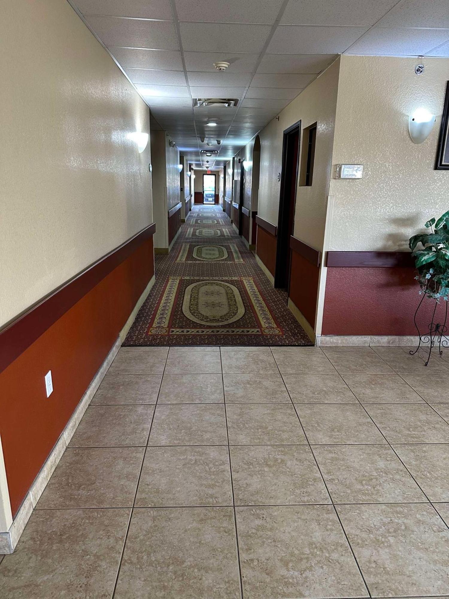 Red Lion Inn & Suites Iah Airport East Humble Buitenkant foto