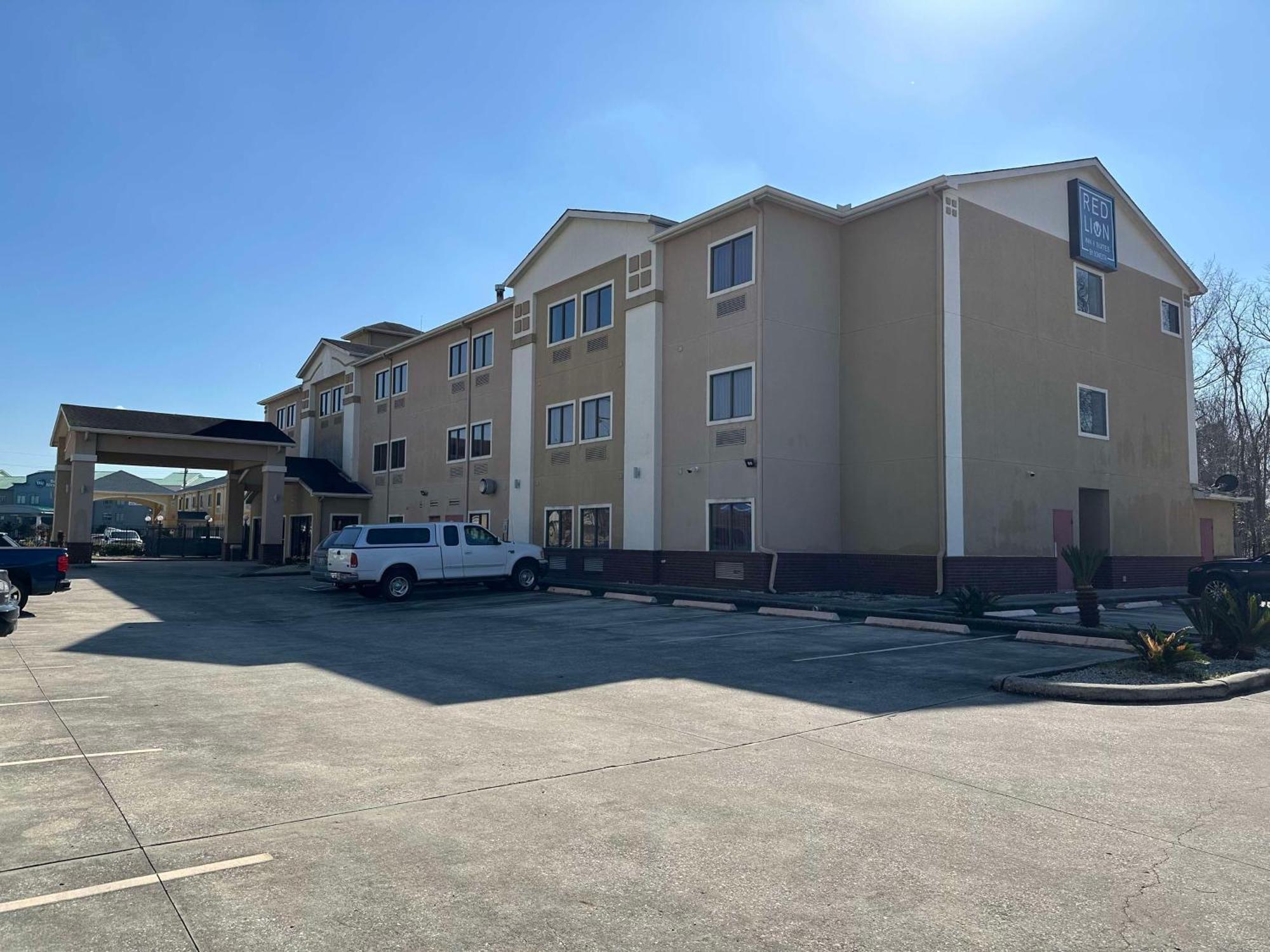 Red Lion Inn & Suites Iah Airport East Humble Buitenkant foto