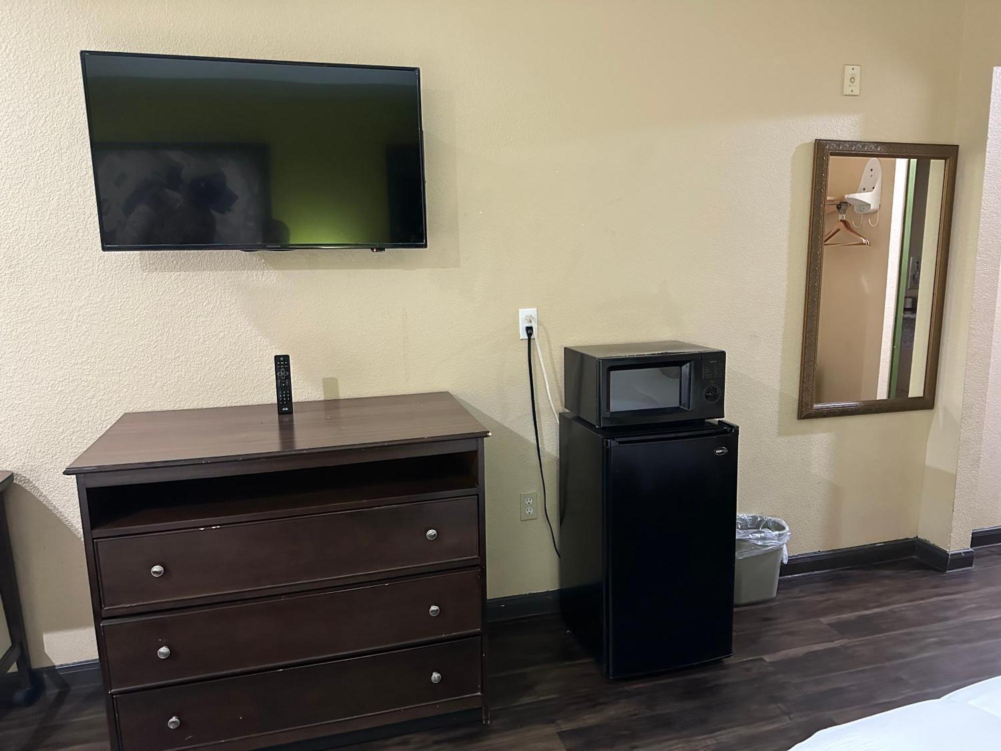 Red Lion Inn & Suites Iah Airport East Humble Buitenkant foto