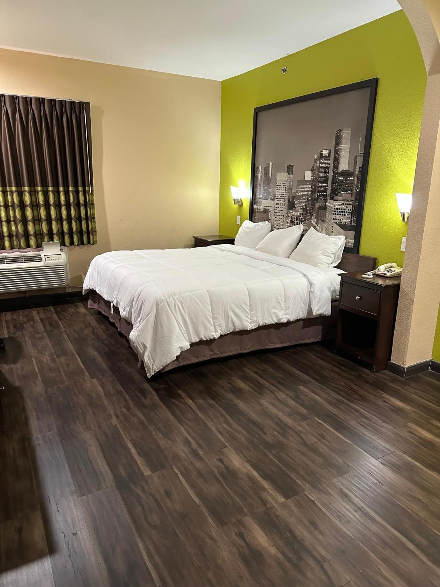 Red Lion Inn & Suites Iah Airport East Humble Buitenkant foto